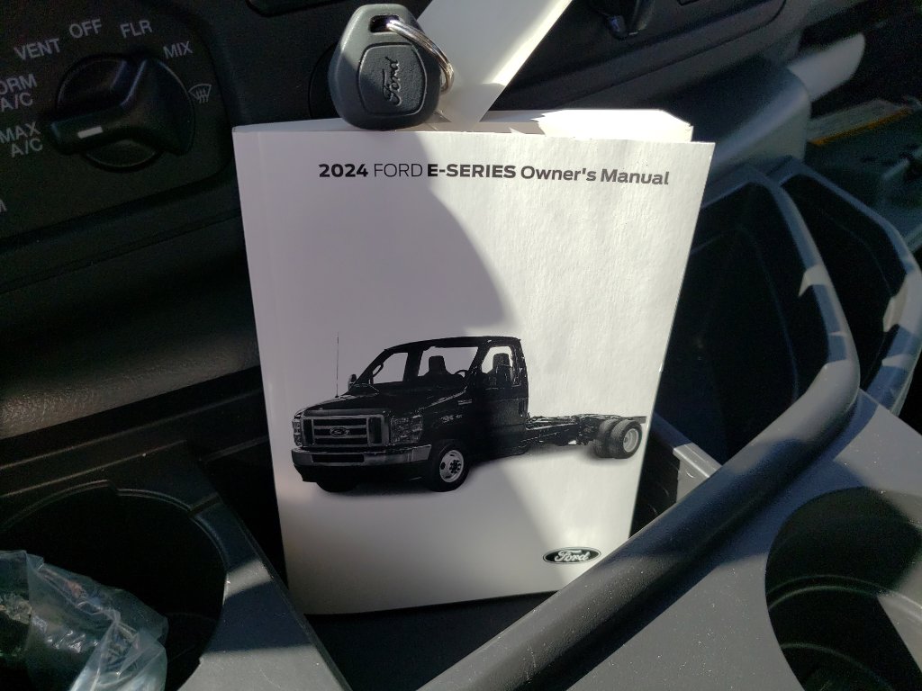 Used 2024 Ford E-350 and Econoline 350 Super Duty w/ Driver's Safety Package image 21