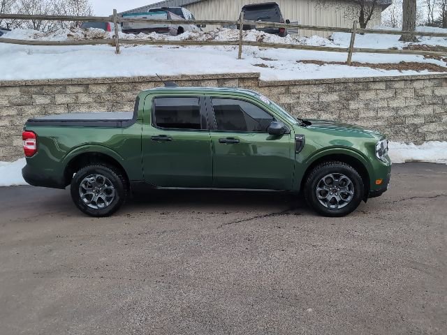 Used 2025 Ford Maverick XLT w/ Equipment Group 302A image 2