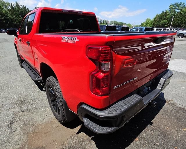 Used 2024 Chevrolet Silverado 1500 Custom Trail Boss AWD/4WD image 5