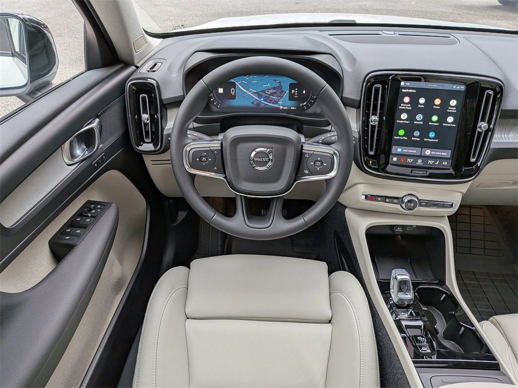 New 2026 Volvo XC40 B5 Plus w/ Protection Package Premier image 18