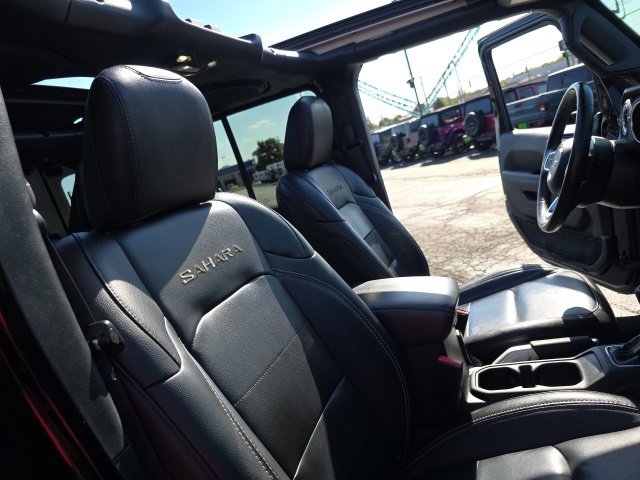 Used 2023 Jeep Wrangler Unlimited Sahara w/ Cold Weather Group image 42