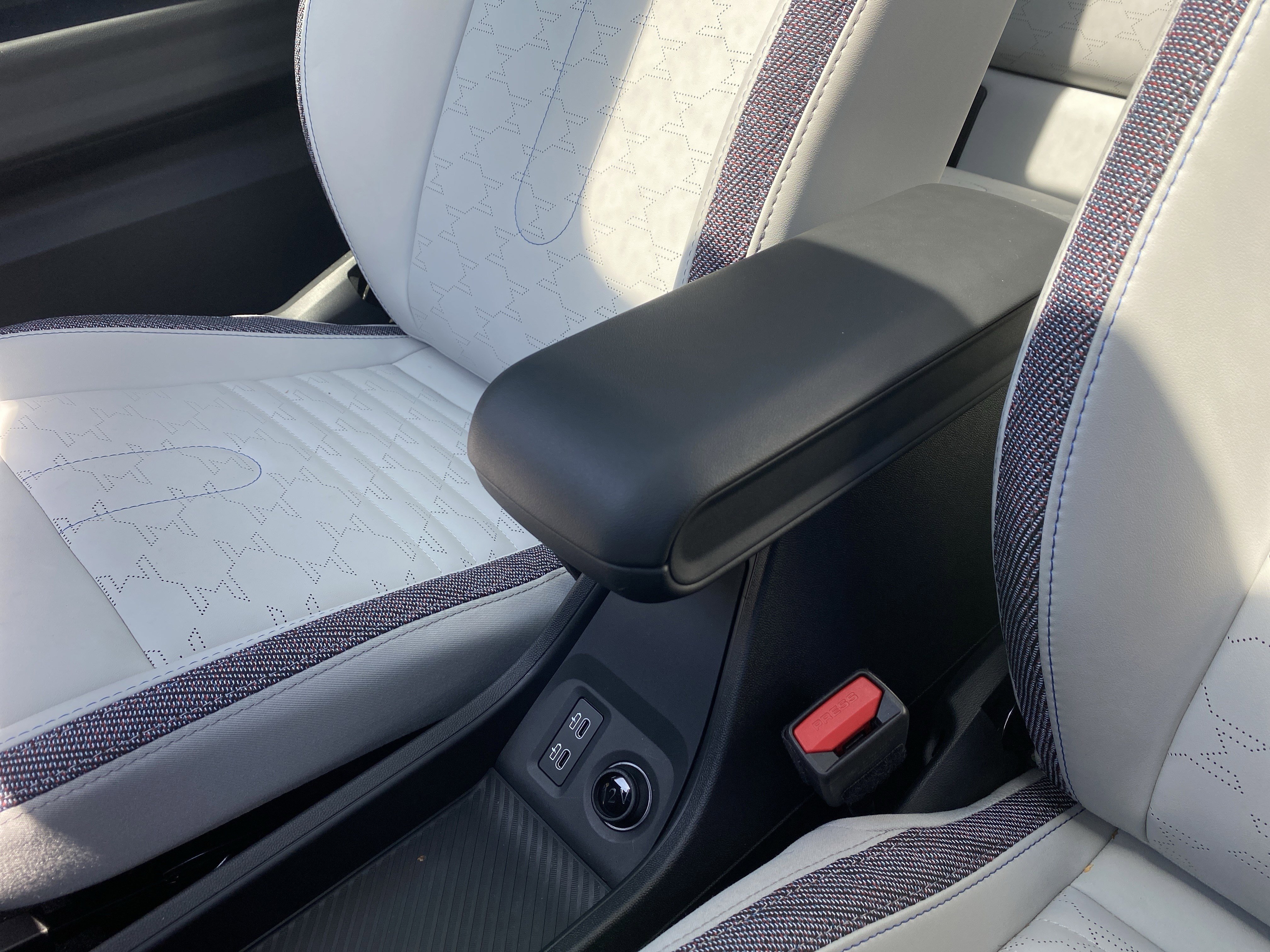 Used 2025 MINI Cooper S image 23