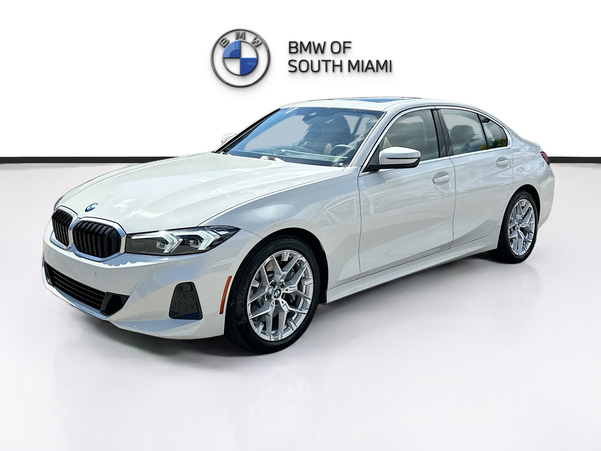 Certified 2025 BMW 330i Sedan w/ M Sport Package image 3