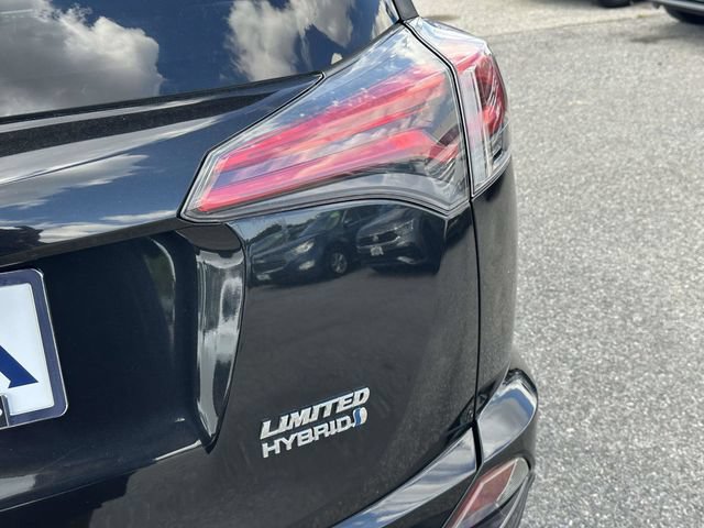 Used 2018 Toyota RAV4 Limited w/ Advanced Technology Package AWD/4WD image 29