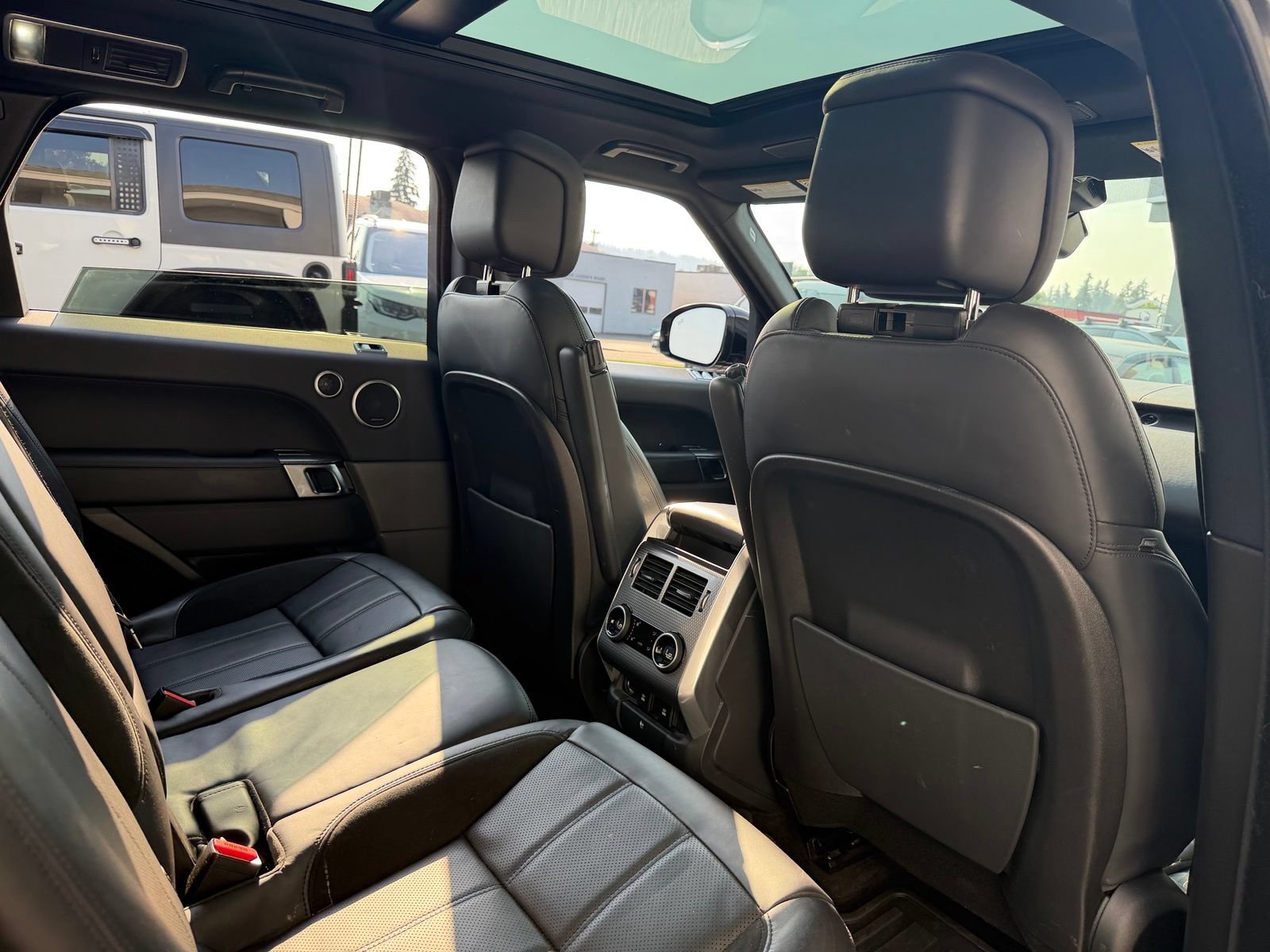 Used 2021 Land Rover Range Rover Sport HST AWD/4WD image 20