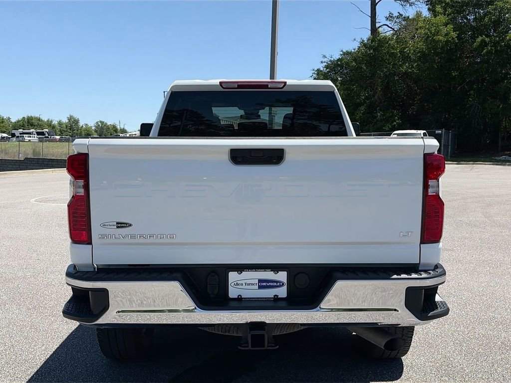 Used 2025 Chevrolet Silverado 2500 LT AWD/4WD image 5