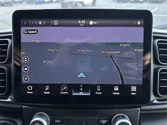 Used 2025 RAM ProMaster 2500 w/ Premium Convenience Group image 28