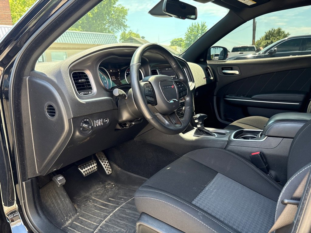 Used 2022 Dodge Charger Scat Pack RWD image 17