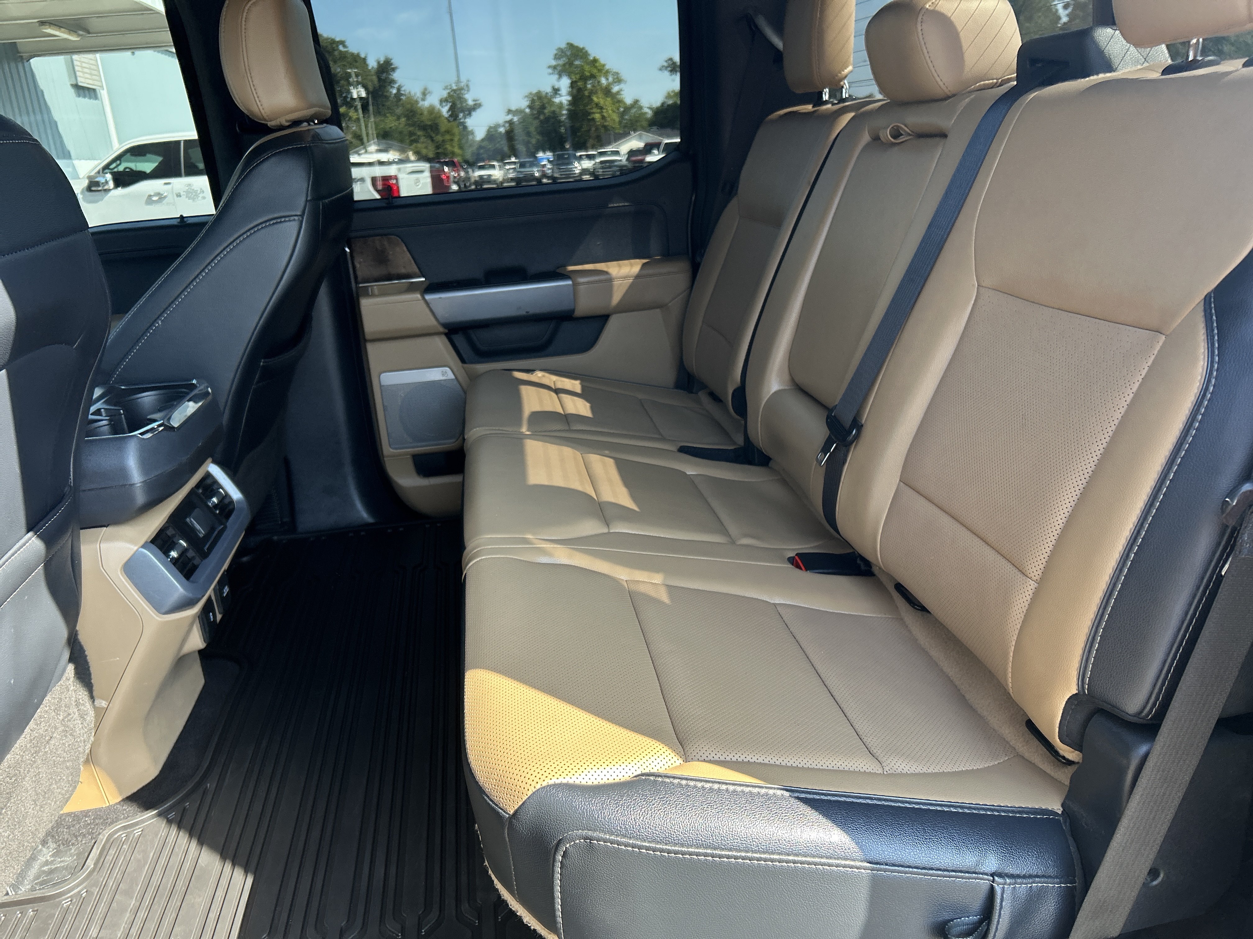Certified 2023 Ford F150 Lariat w/ Trailer Tow Package AWD/4WD image 14
