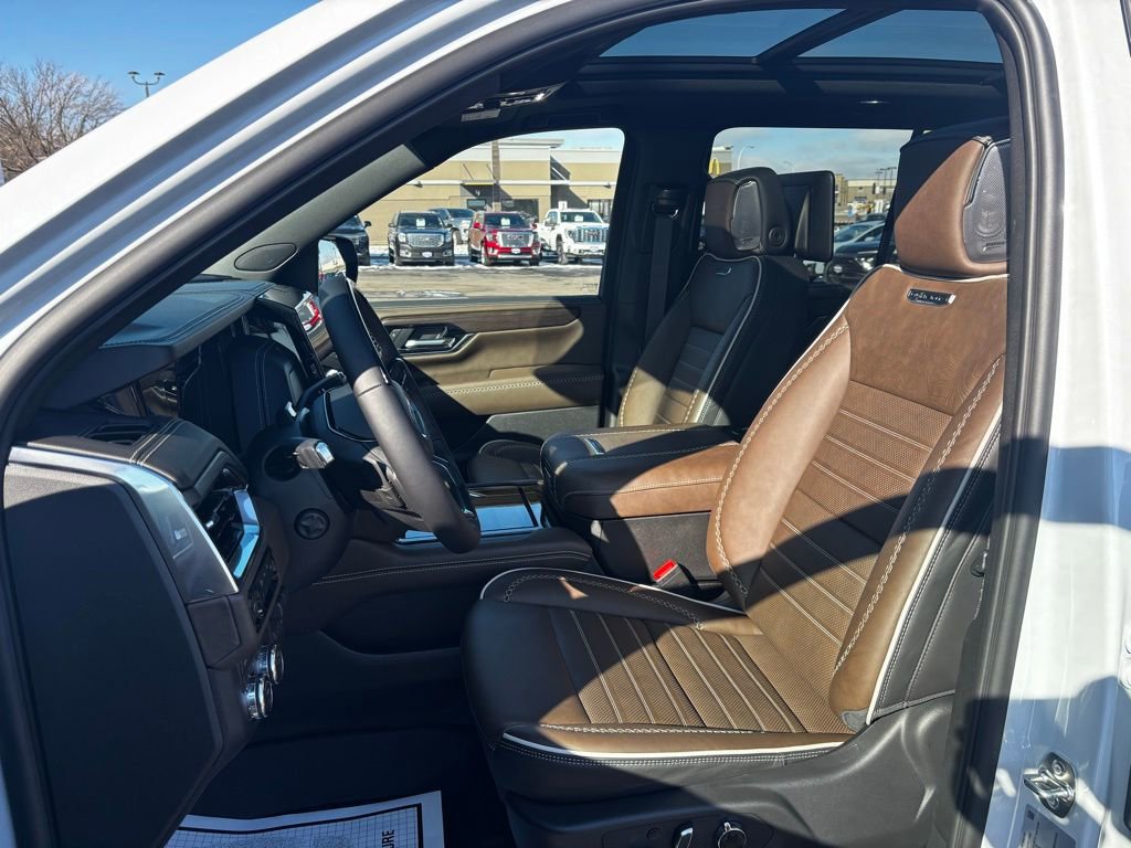 New 2026 GMC Yukon Denali Ultimate image 10