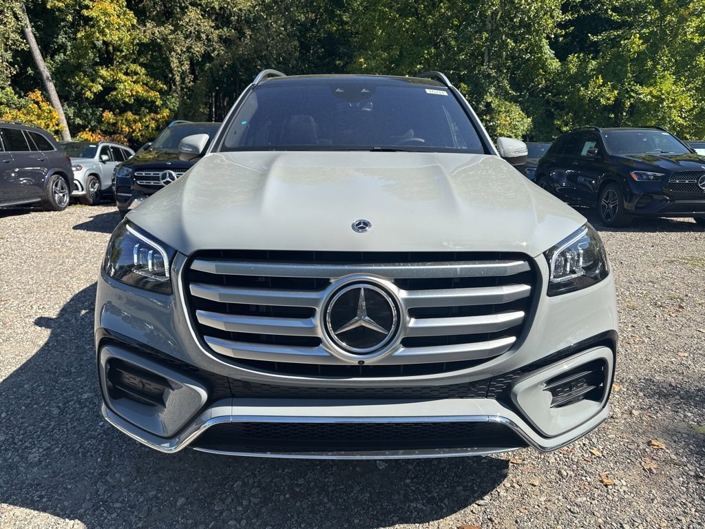 New 2026 Mercedes-Benz GLS 580 4MATIC image 2