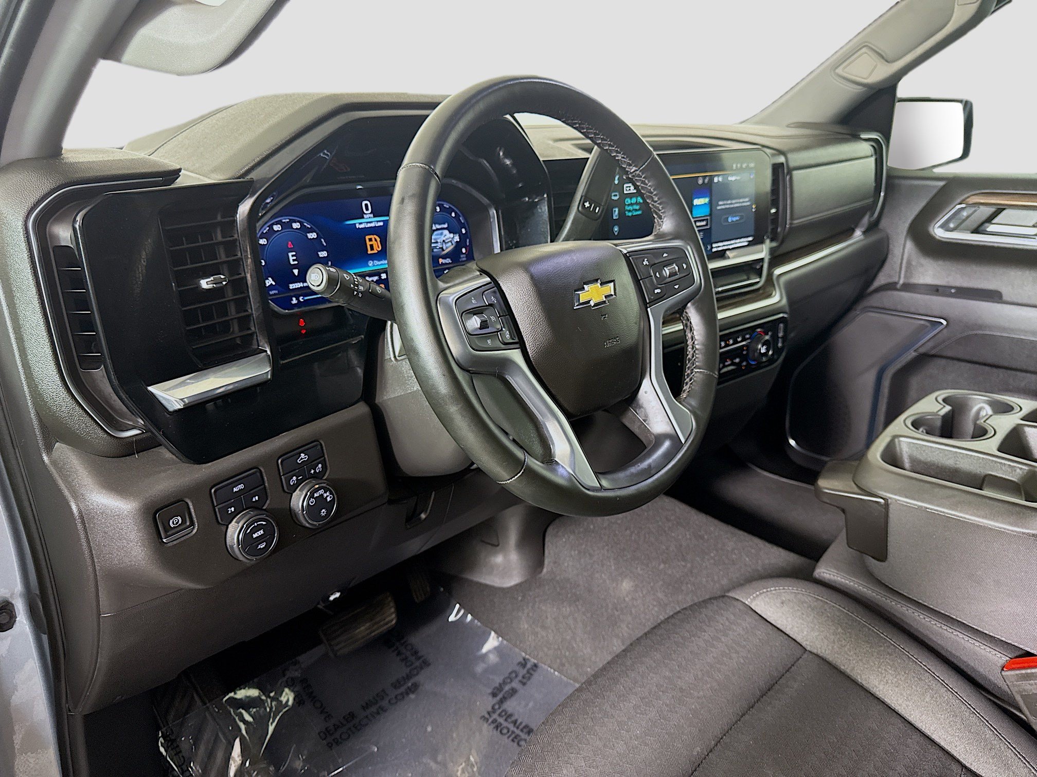Used 2023 Chevrolet Silverado 1500 LT AWD/4WD image 23