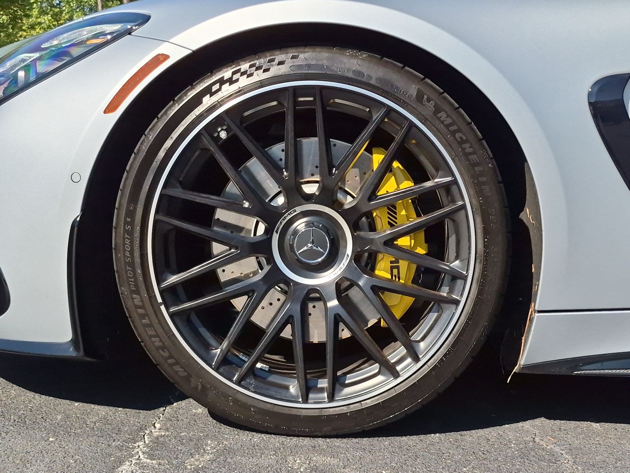 Used 2025 Mercedes-Benz AMG GT 63 image 12