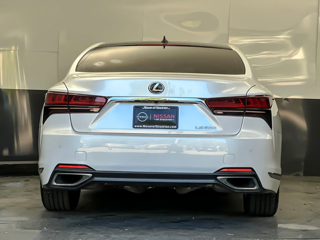 Used 2021 Lexus LS 500 w/ Accessory Package (Z1) RWD image 4