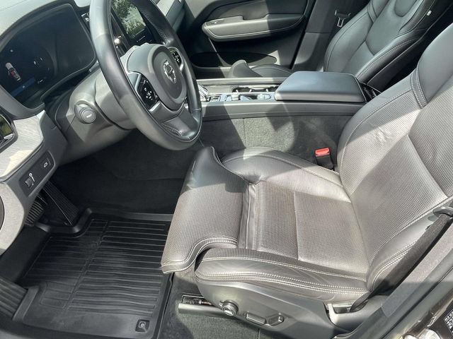 Used 2022 Volvo XC60 B5 Inscription w/ Advanced Package AWD/4WD image 13