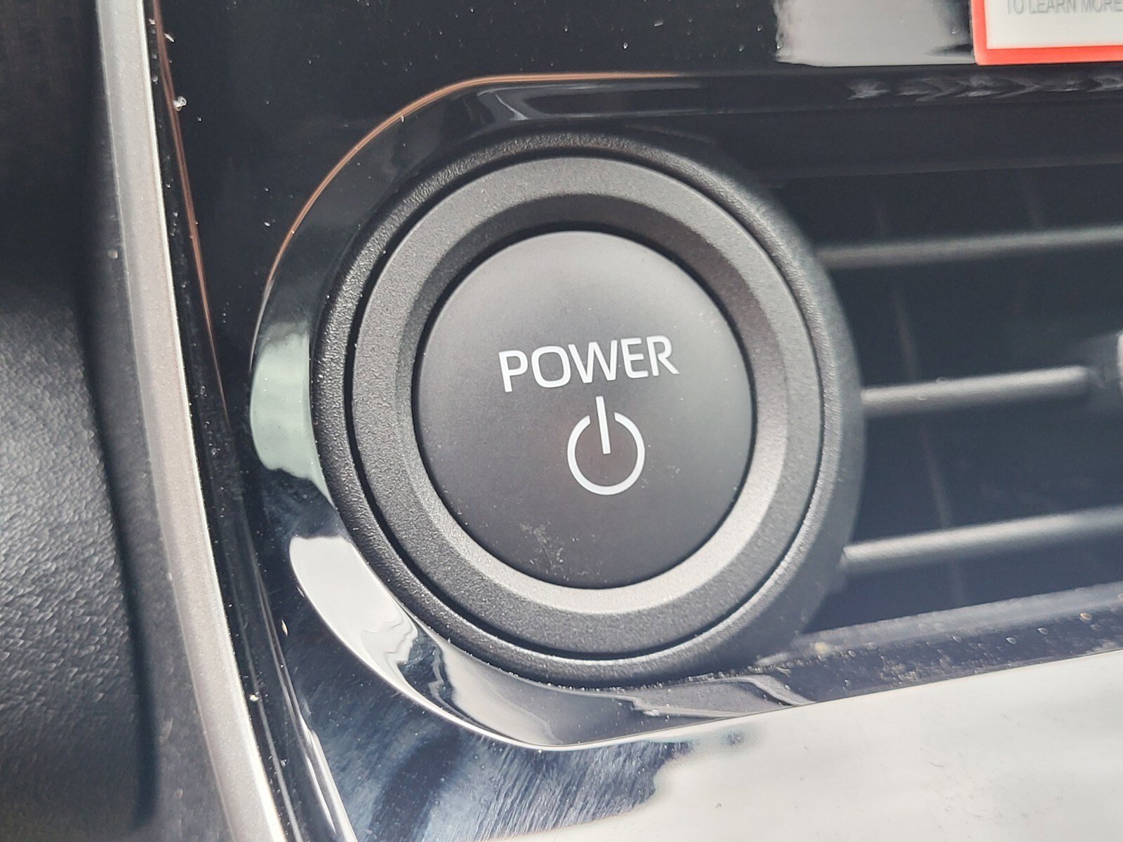Used 2024 Toyota bZ4X AWD image 23