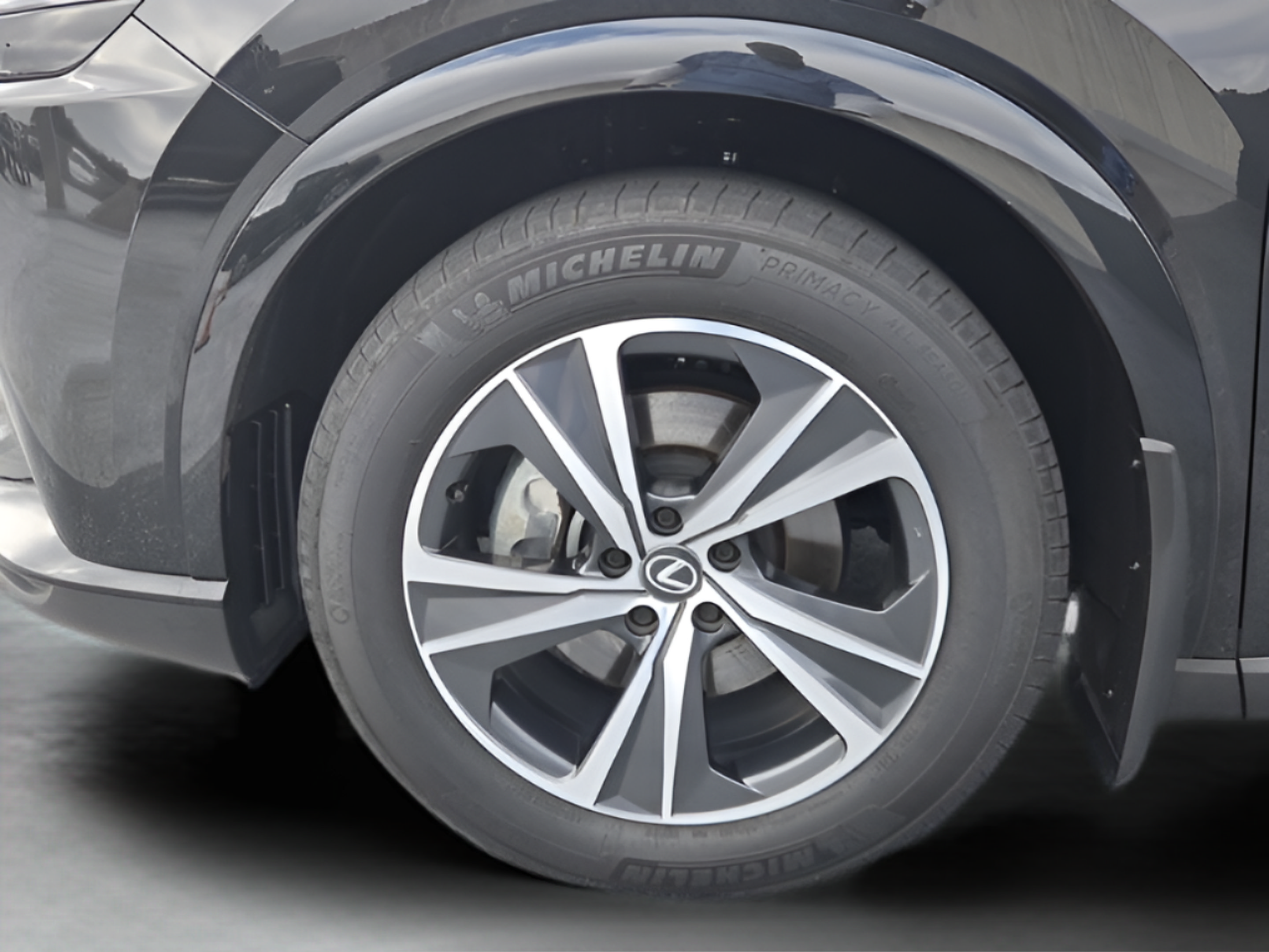 Used 2024 Lexus RX 350 FWD w/ Technology Package image 30