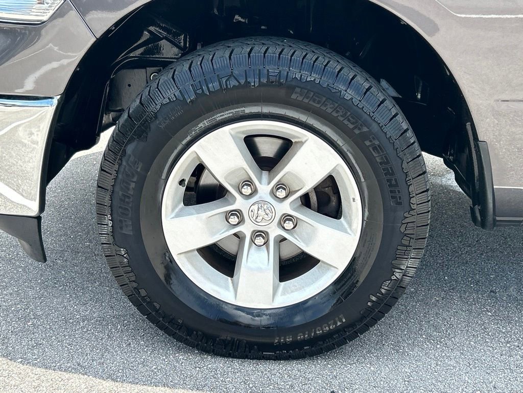Used 2024 RAM 1500 Classic SLT AWD/4WD image 45