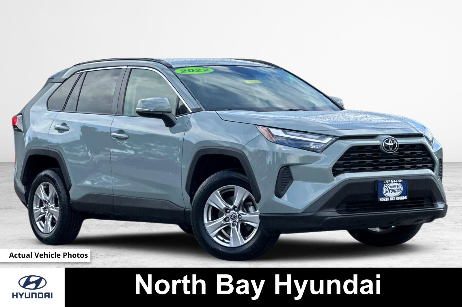 Used 2022 Toyota RAV4 XLE image 1