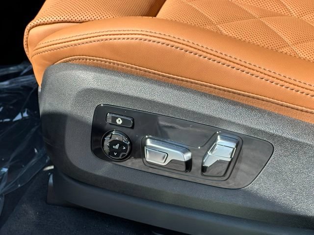 New 2026 BMW X5 xDrive40i w/ Climate Comfort Package AWD/4WD image 29