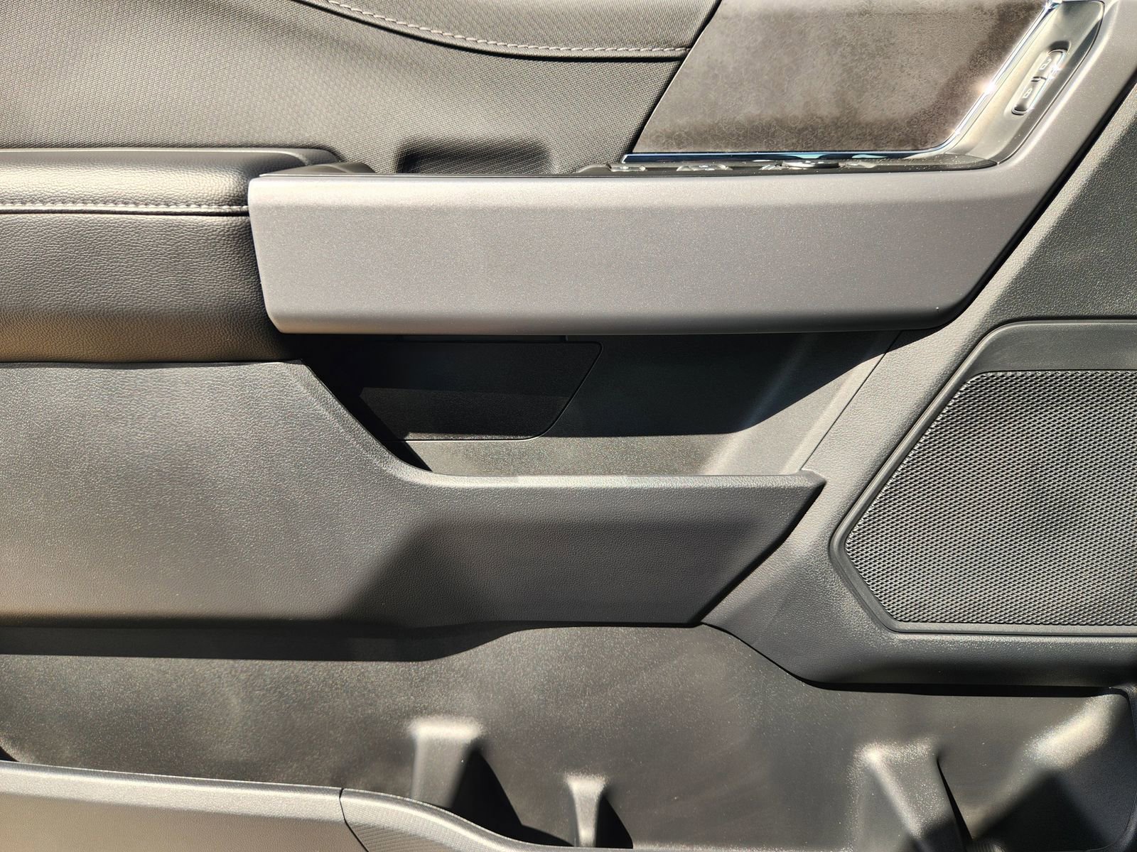 New 2026 Ford F150 XLT w/ Equipment Group 302A MID image 22