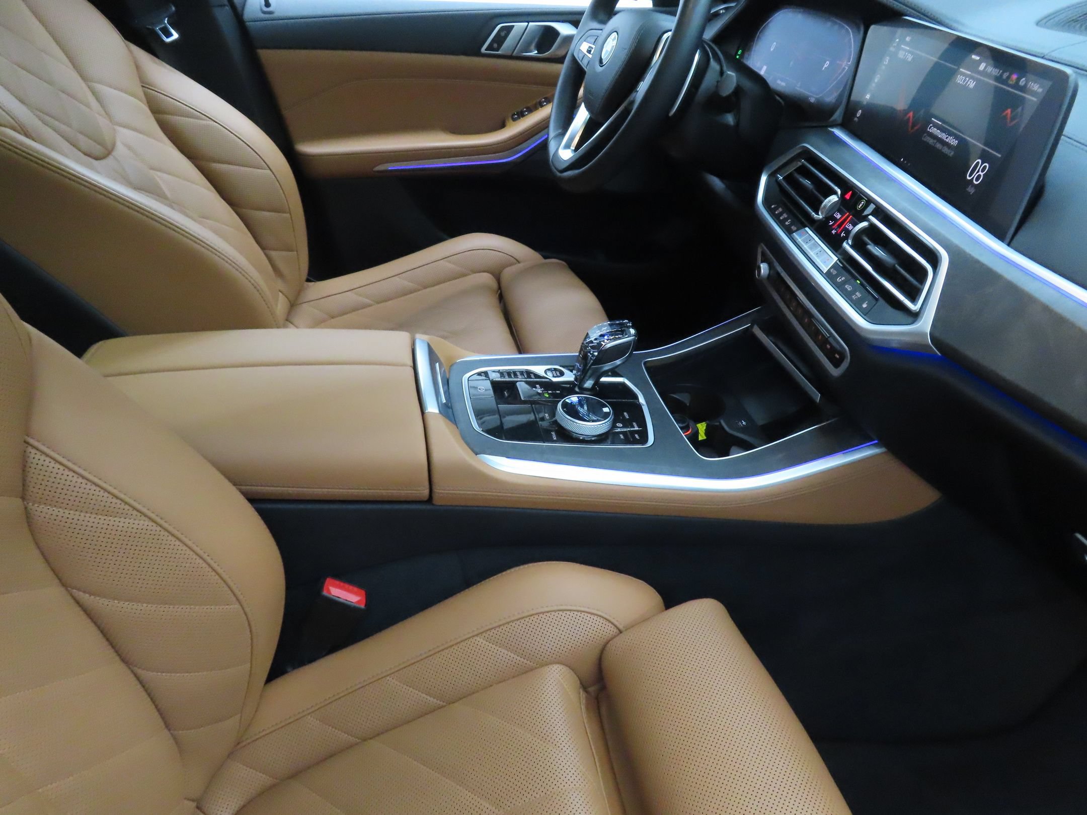 Used 2023 BMW X5 xDrive40i w/ Premium Package AWD/4WD image 26