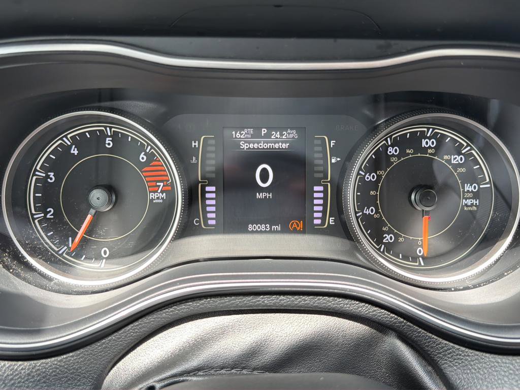 Used 2020 Jeep Cherokee Latitude Plus w/ Comfort/Convenience Group FWD image 22