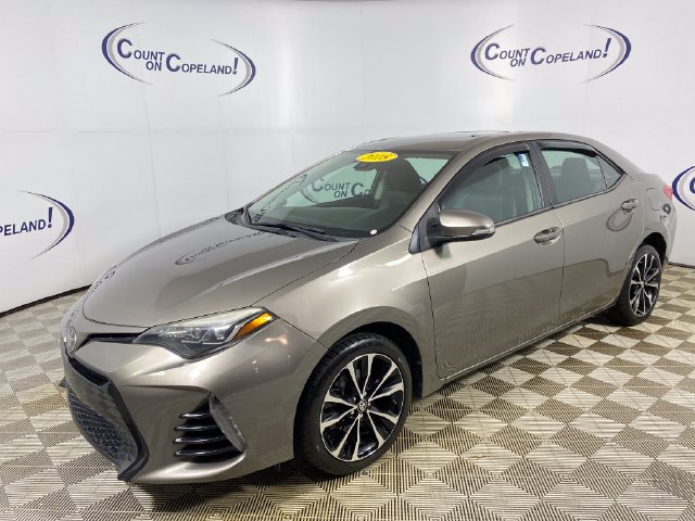 Certified 2018 Toyota Corolla SE w/ SE Premium Package FWD image 3
