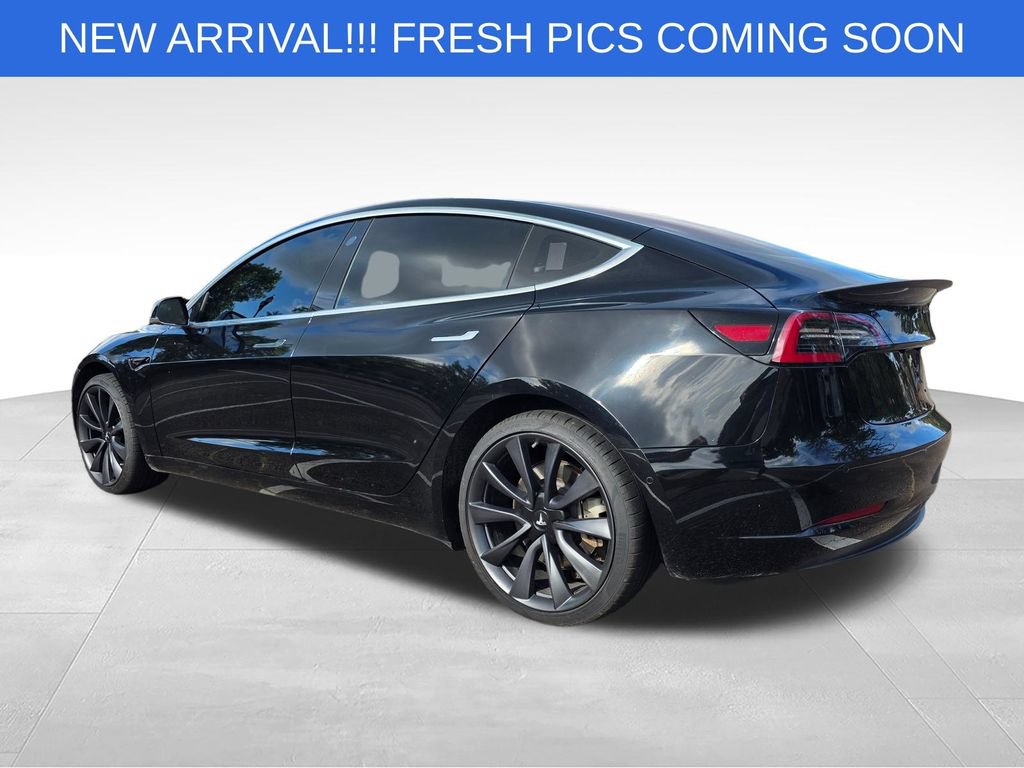 Used 2018 Tesla Model 3 Mid Range RWD image 5