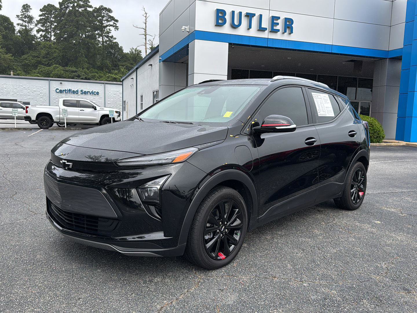 Used 2023 Chevrolet Bolt EUV LT w/ Comfort Package image 1