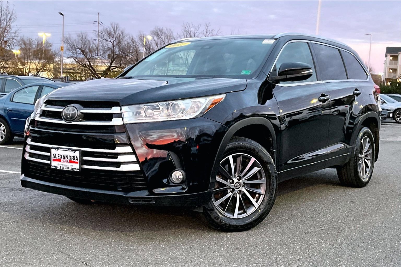 Used 2017 Toyota Highlander XLE