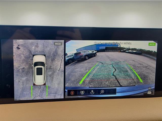 New 2025 Nissan Armada SL w/ Captain's Chari Seat Package image 8