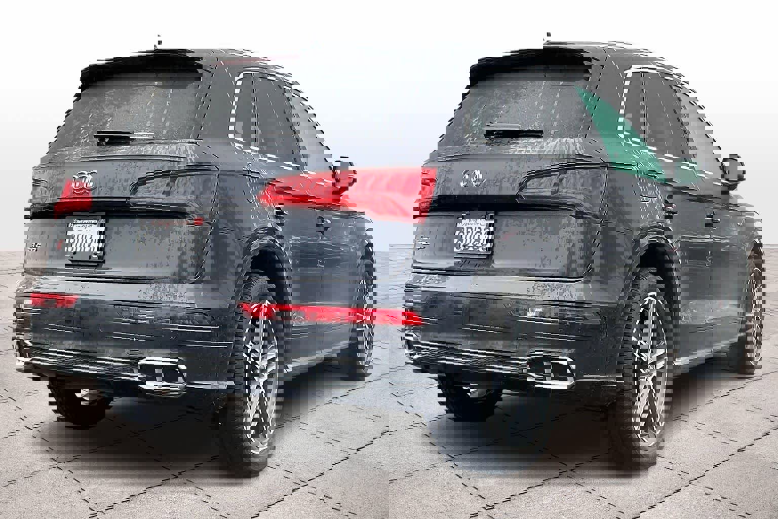 Used 2018 Audi SQ5 Premium Plus w/ S Sport Package image 14