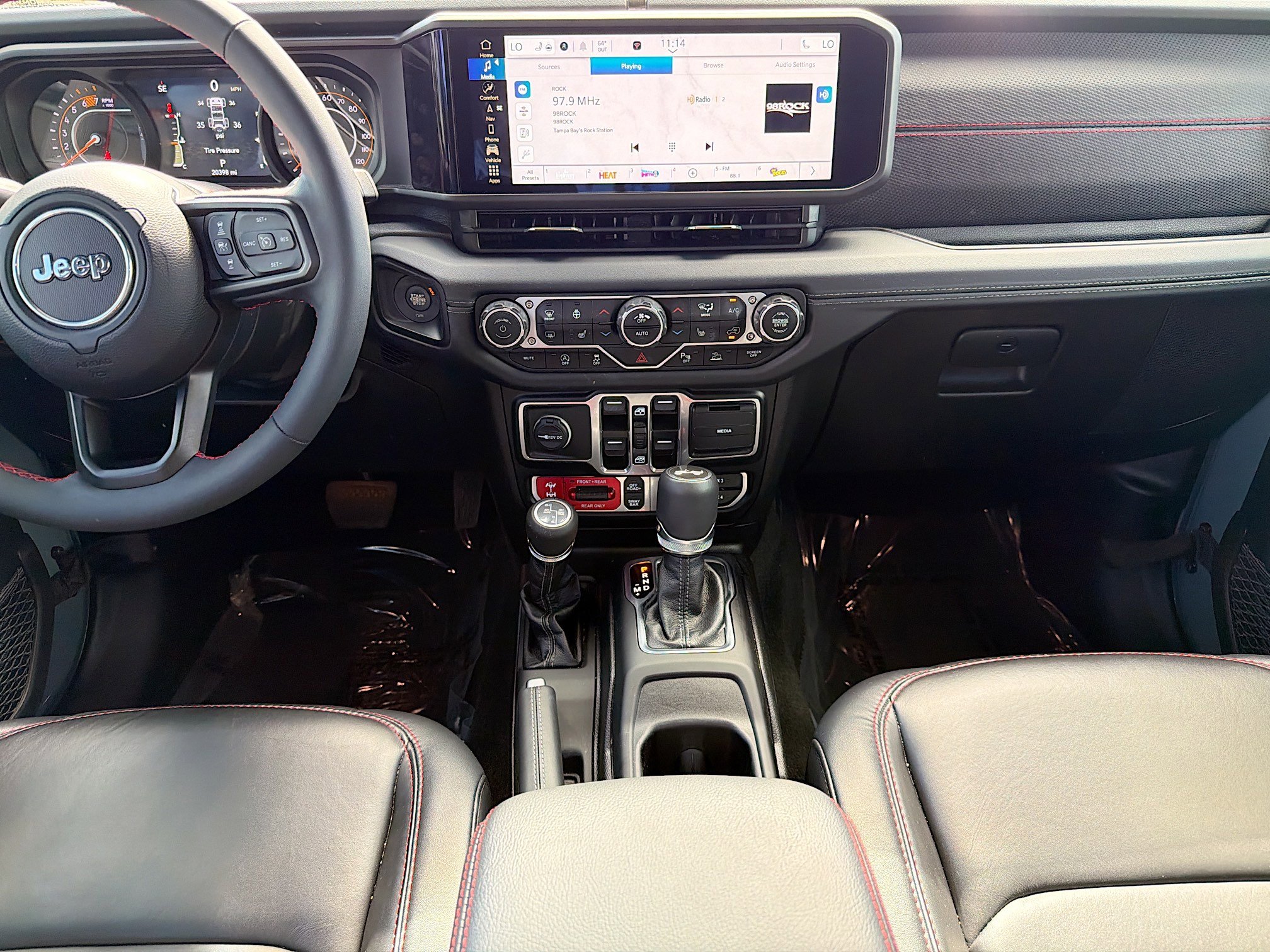 Used 2024 Jeep Wrangler Unlimited Rubicon image 17