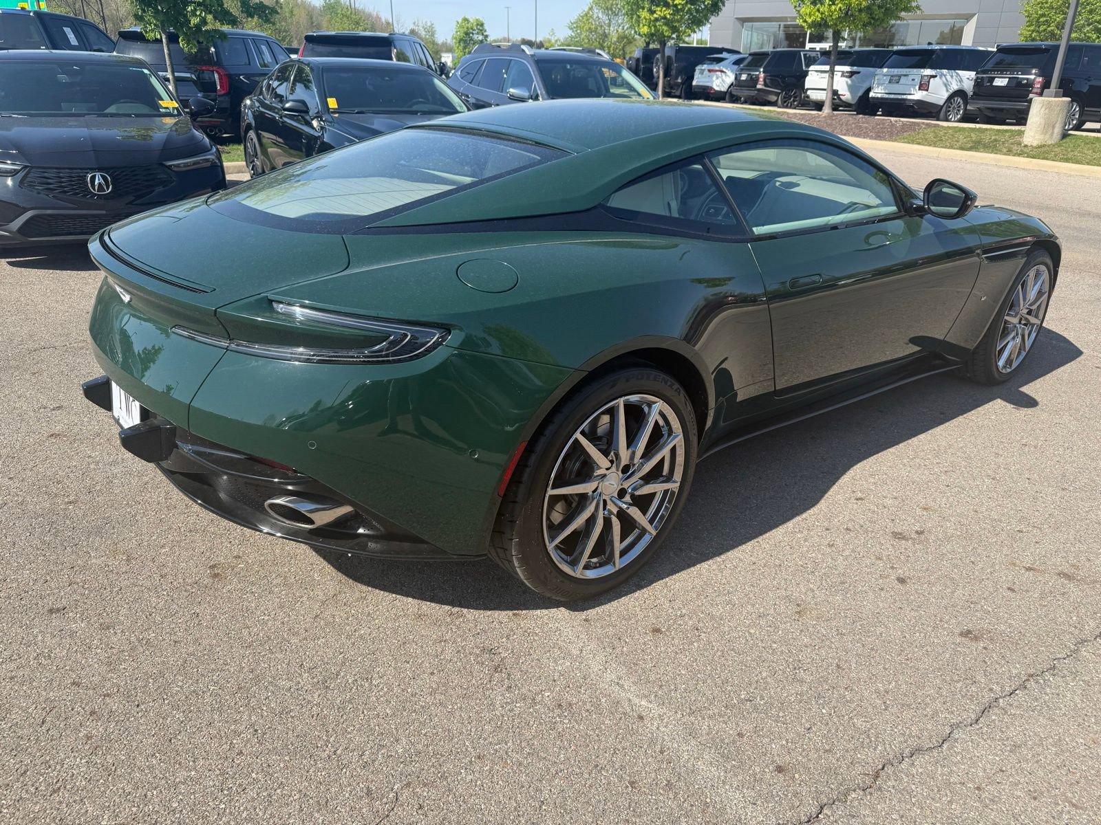 Used 2017 Aston Martin DB11 V12 image 5