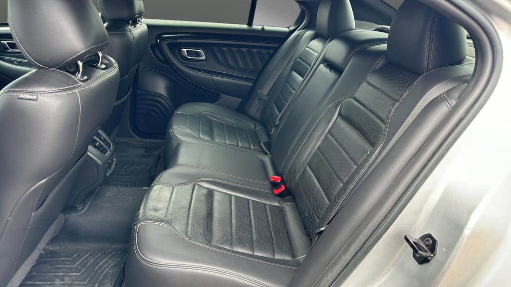 Used 2018 Ford Taurus SHO AWD/4WD image 15