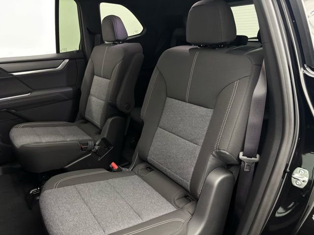 New 2026 GMC Acadia Elevation image 41