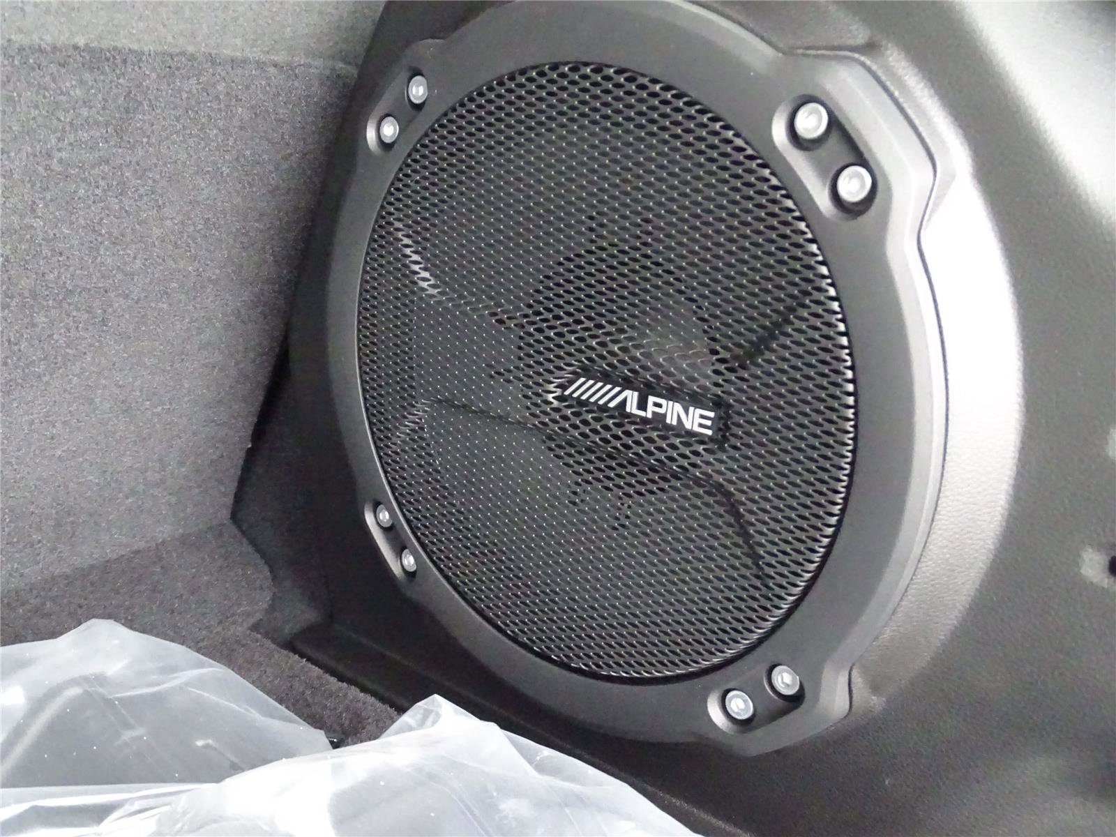 New 2025 Jeep Wrangler Sahara w/ Technology Group image 20