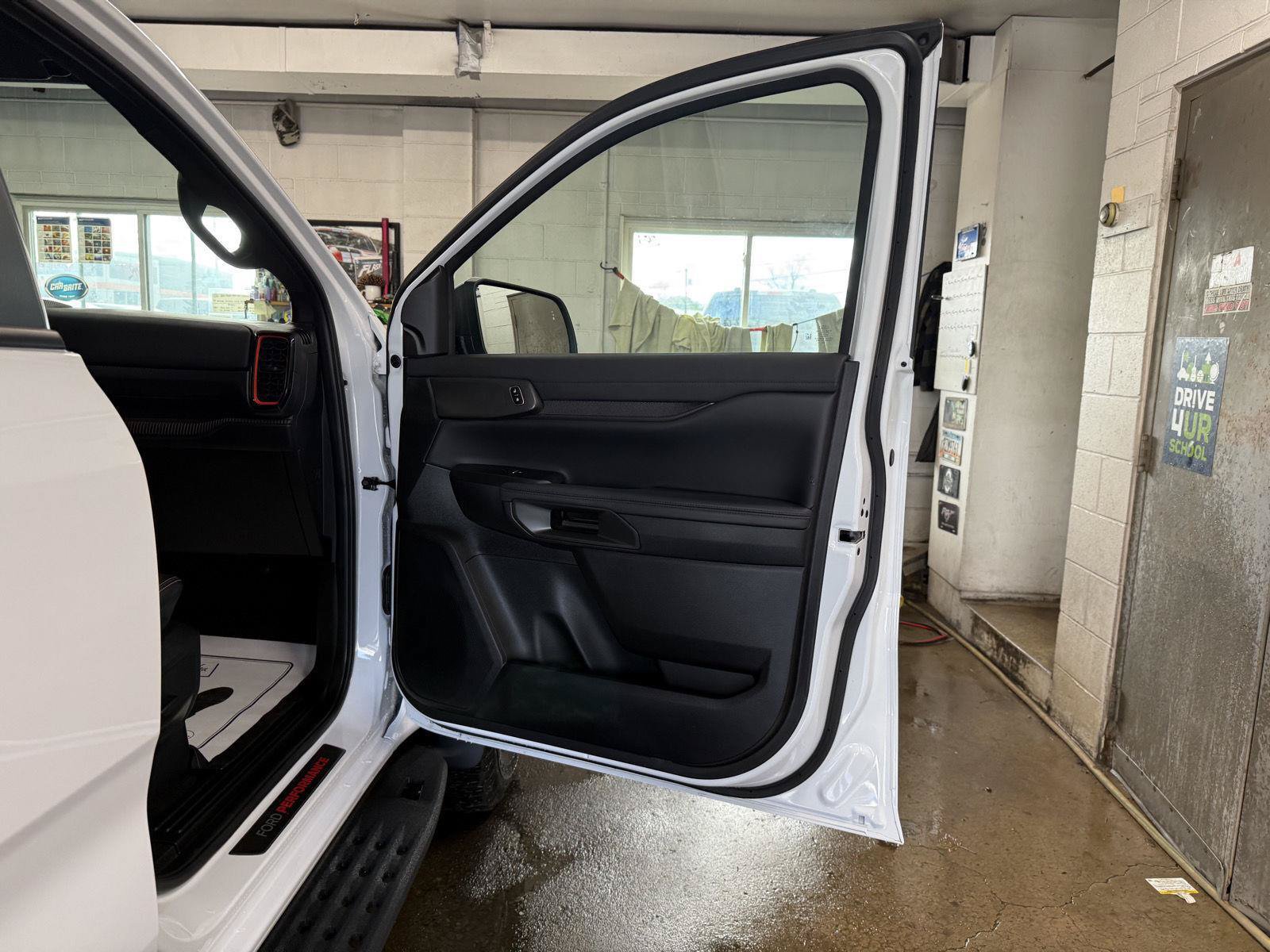 Used 2024 Ford Ranger Raptor AWD/4WD image 26