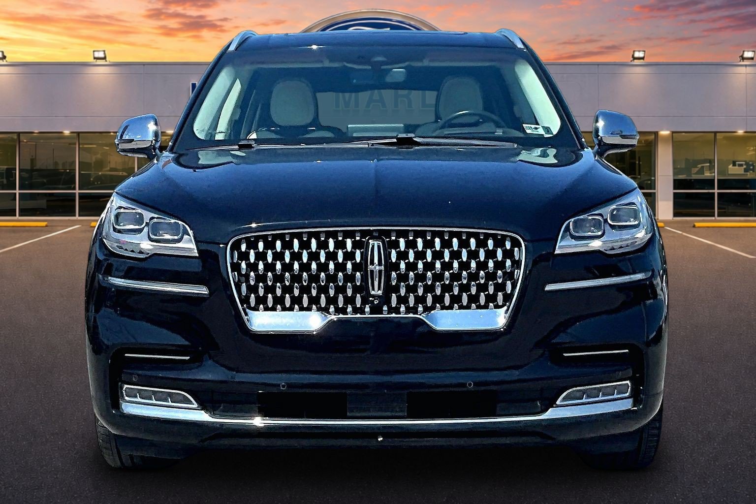 Used 2020 Lincoln Aviator Black Label w/ Dynamic Handling Package AWD/4WD image 3