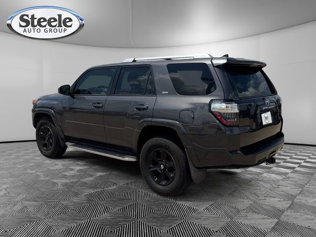 Used 2016 Toyota 4Runner SR5 image 3