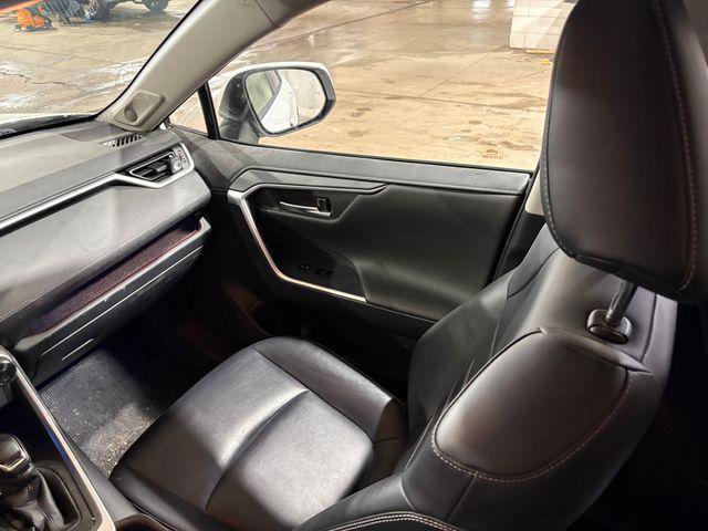 Certified 2019 Toyota RAV4 Limited image 27