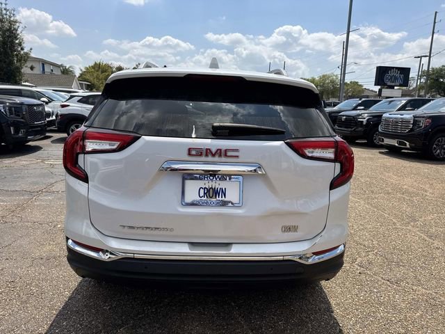 Used 2023 GMC Terrain SLT w/ Infotainment Package II image 8