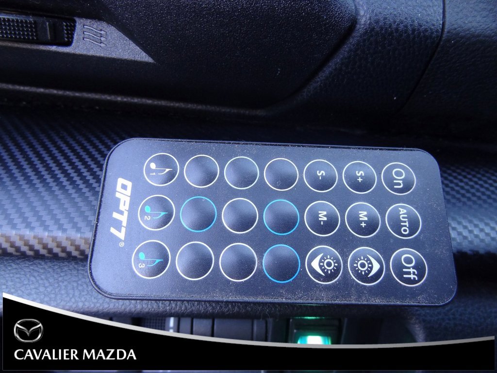 Used 2019 Subaru Crosstrek 2.0i Premium w/ Eyesight System image 22