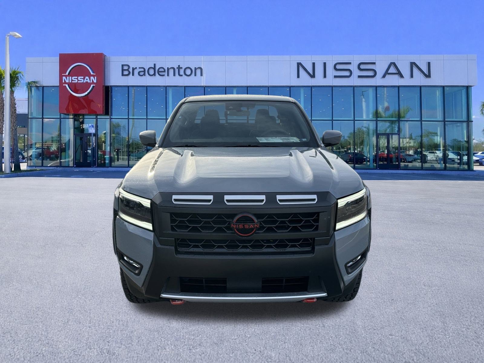 New 2026 Nissan Frontier Pro-X w/ Tow Package RWD image 2