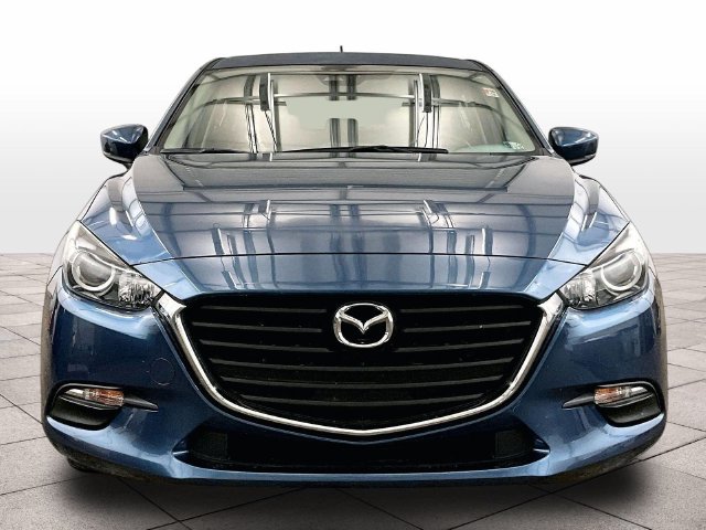 Used 2018 MAZDA MAZDA3 Touring FWD image 3