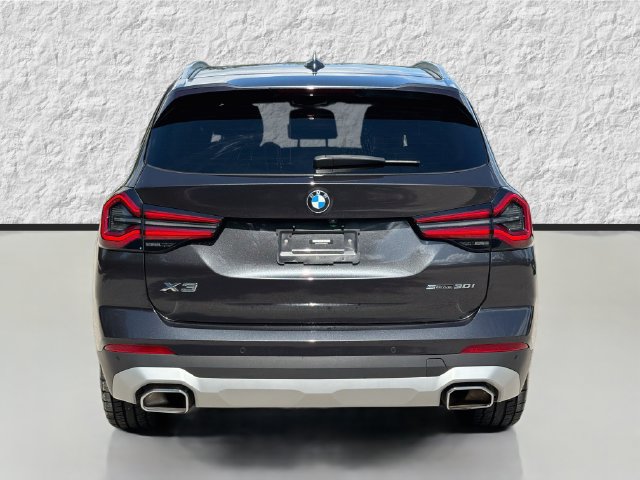 Used 2022 BMW X3 sDrive30i w/ Premium Package 2 RWD image 4