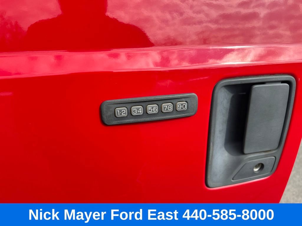 Used 2015 Ford F250 XLT w/ XLT Premium Package image 15