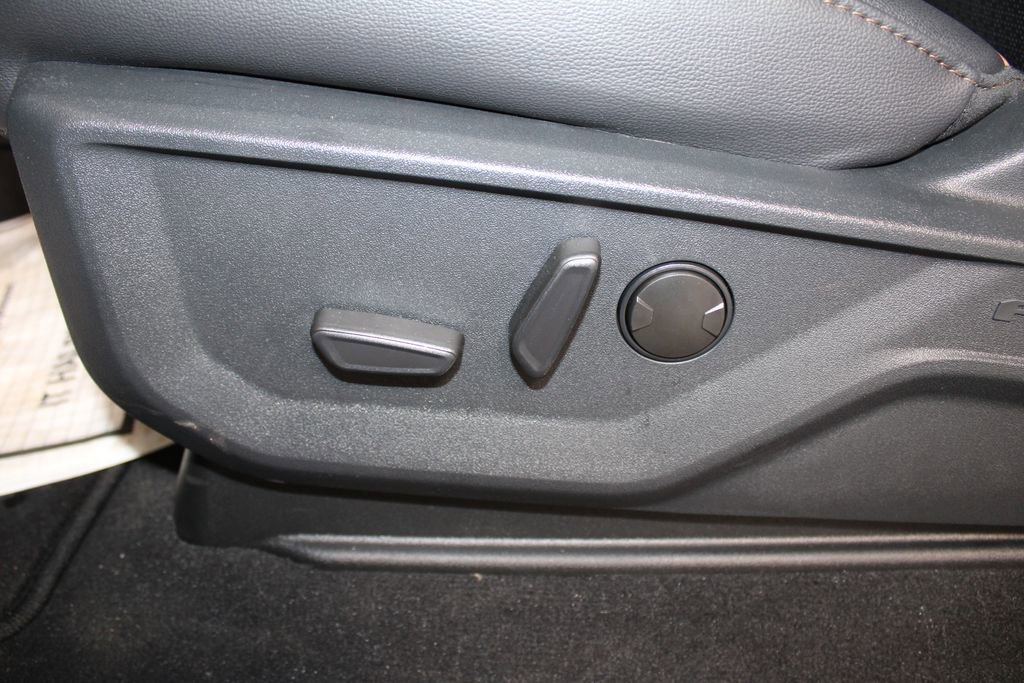 New 2025 Ford F250 Lariat w/ Lariat Ultimate Package image 22