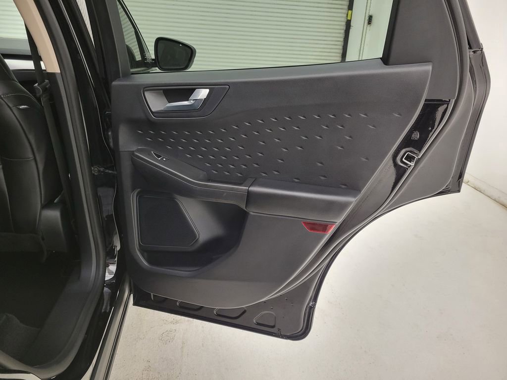 Used 2020 Ford Escape SEL image 41